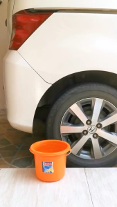 Ember Timba Kawat 3 Galon / 11 Liter Lion Star