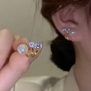 Korean Simple Pearl Rhinestone One Style Two Earrings
