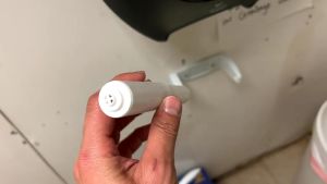 Toilet Paper Holder Roller Spring Retractable Toilet Roll Paper Tube Plastic Tissue Roller