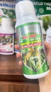 Phân Bón Vọt Đọt Sầu Riêng Thụy Sỹ Đâm Đọt Mạnh Ra Đọt Trên Cây Già Ra Chồi Nhanh Mập Đọt - Chai 500ml