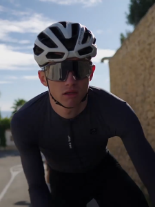 Santic Men Cycling Jerseys Breathable Quick Drying Sun Protection Sports Bike Long Sleeved Tops