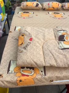 ที่นอนปิคนิคขนาดใหญ่ 6 ฟุต หนา 4 นิ้ว เซ็ต 6 ชิ้น 180x195 cm สำหรับ 3 ท่าน