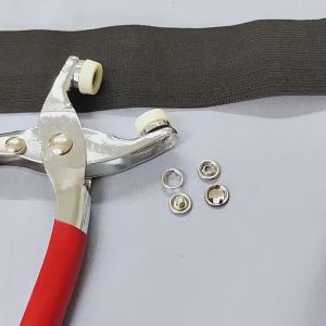 คีมโลหะติดกระดุม เซตกระดุมแป๊ก สีละ 20 ชุด (กลวง 10 ชุด + ทึบ 10 ชุด) ที่หนีบปุ่มสแนปอิน กระดุมโลหะห้าแฉก ใช้งานง่าย ไม่ต้องเย็บ