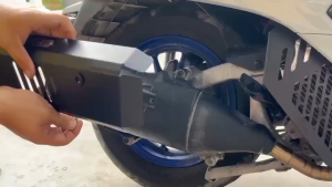 Black การ์ดครอบท่อ สีดำ black Honda Giorno 125+ สีดำ ครอบท่อสีดำ สวยเข้มโดนใจใช่เลย black 💍TP💍