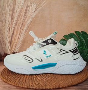 Sepatu Pria Import Sneakers Terbaru Gaya Style 2023