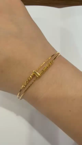 Poh Heng Jewellery 22K Radiant Bangle in Yellow Gold [Price By Weight]