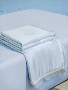 Mercury Bedding Silk Cool Summer Quilt Washable Thin Quilt