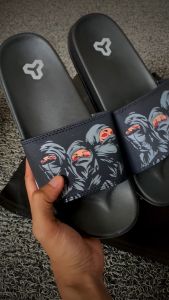 Rootly - Sandal Selop Pria Black Motif Ninja