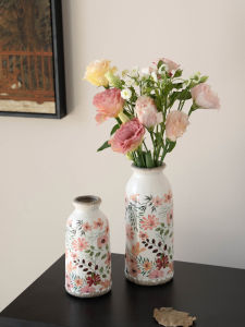 Fancy Retro Ceramic Vase Blue and White Porcelain Mini Small Ornaments Creative Living Room Flower Arrangement Dried Flower Niche Style Decorations