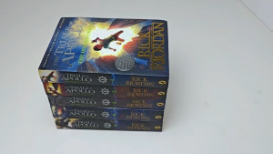 The Hidden Oracle (Percy Jackson The Trials of Apollo )  by Rick Riordan  5 books/set