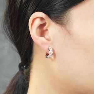 Huitan Charming Daisy Flower Shaped Women Hoop Earrings Fresh Style Party Wedding Accessories for Lady Daily Trendy Jewelry Gift