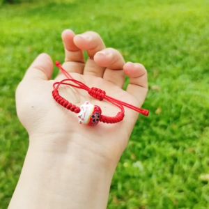 [Chi Chi] Vòng Tay Lắc Tay Dây Chỉ Đỏ Mèo May Mắn - MS015