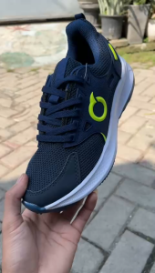 sepatu sneakers pria wanita olahraga terbaru cocok buat lari jogging dan volly sepatu putih cewek cowok trendy model korea