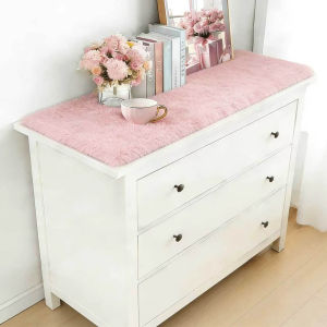 VIKAMA gradient plush carpet luxury vanity table TV cabinet pad dust-proof table mat indoor area floor mat home decoration