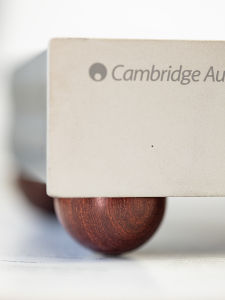 High Fidelity Black Purple Mahogany Wood Speaker Stand Home Cinema Subwoofer Shock Absorption Feet CD Player Amp Pad