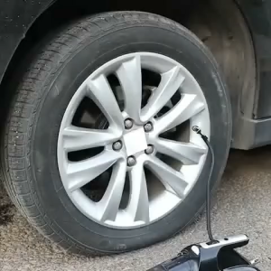 Car Vacuum Cleaner Portable Tire Inflator High Power Tire Pressure Display LED Lighting