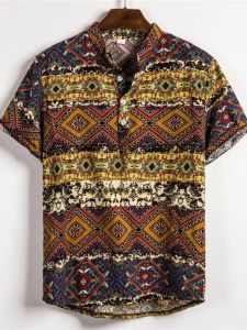 เสื้อเชิ้ตแขนสั้นพิมพ์ลายดอกไม้หลวมๆ สำหรับผู้ชายไซส์ใหญ่ ฤดูร้อนปี 2025 เสื้อเชิ้ตผู้ชายแบบสวมหัวคอตั้ง