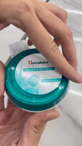 Himalaya Nourishing Skin Cream 50 ml ครีมบำรุงผิว สูตรเติมเต็มความชุ่มชื้น