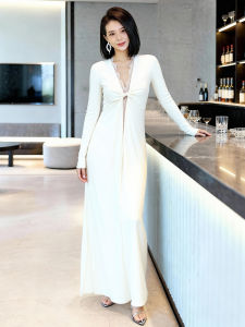 XIYUQI | Romantic Twist V-Neck Lace Stitch Dress