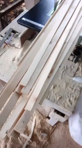 Stik bahan kerajinan Stik kayu jati belanda ukuran 2x1cm panjang 100cm Sudah di amplas halus