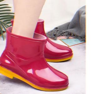 LHMoonlight สินค้าราคาถูก รองเท้าบูทยาง กันฝน กันน้ํา กันลื่น น้ําหนักเบา สวมใส่สบาย แฟชั่นสําหรับผู้ชายผู้หญิง สต็อกแน่ๆพร้อมส่งกดสั่งกันเข้ามาได้เลยน้า