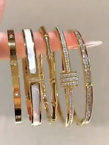 ✨COMPUTER ✨Colorfast สี กำไลข้อมือสร้อยข้อมือ เลขโรมันเลขโรมัน เพชรเต็มเม็ด เครื่องประดับอัญมณีอัญมณี ซอกช่อง สีเงินทอง กำไลข้อมือข้อเท้า ผู้หญิงผู้หญิงผู้หญิง