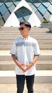 Baju Koko POLIKATUN Lengan Pendek Ukuran M L XL XXL 3XL 4XL Dewasa Terbaru 2025 Bordir - Putih Tulang