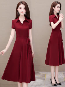 MAIMEI | ชุดแต่งงานสีแดง ชุดเดรสผู้หญิง ฤดูร้อน 2025 ใหม่ ชุดแม่คุณเจ้าสาว ชุดทำงาน สไตล์เกาหลี กระโปรงทรงเอ แขนสั้น เอวสูง