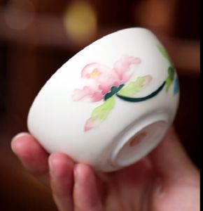 Hand-Painted Pattern Mini Ceramic Tea Cup High-End Guest Water Cup Single Piece Tea Drinking Cup for Dining And Tableware