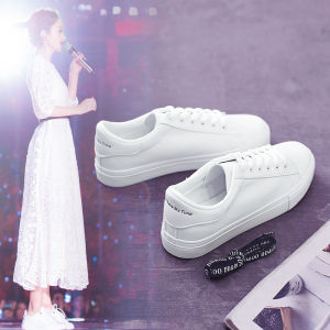 รองเท้าผ้าใบสีขาวสำหรับผู้หญิง ฤดูใบไม้ร่วง 2025 รองเท้าผ้าใบสีขาวสไตล์เกาหลี รองเท้าลำลอง รองเท้ากีฬาแบบอเนกประสงค์สำหรับนักเรียน รองเท้าส้นแบนแบบสวม