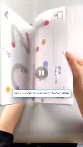 Đồ chơi giáo dục thông minh cho bé tập vẽ tập viết xoá được dùng nhiều lần 64 trang kèm 6 bút