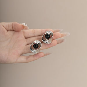 Vintage Twisted Circle Pearl Moebius Ring Earrings Womens Fashion Jewelry Non-Customizable Adjustable Alloy Ear Clasps