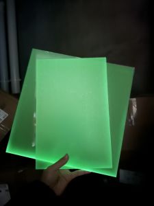 Neon Green Acrylic Sheet Glow in Dark/PMMA 3.0mm Thick Suitable For Decorations Handicrafts Jewelry