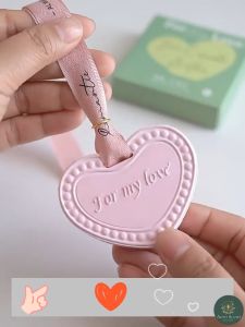 Sáp thơm đá thạch cao treo tủ quần áo treo xe có hộp làm quà tặng 45g hình trái tim hương thơm tự nhiên