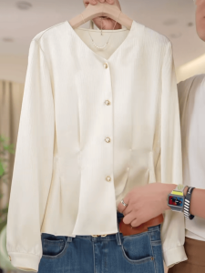 Plus Size Womens Fall 2024 New Arrival French Style Classic Style V-neck Pinch Pleated Tight Waist Slim Looking Easiest for Match Chic Shirt Tops