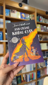 Sách - Anh chàng không gian (David Walliams) (Nhã Nam HCM)
