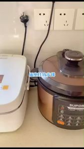 {10pcs} Transparent Plug Hook Kitchen Power Fixer Hook Multifunctional Hook透明插头挂钩