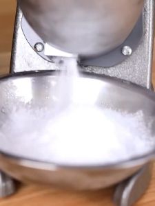 Electric Ice Crusher Heavy Duty Double Blade 500W Ice Shaver Stainless Steel Automatic Ice Maker Machine for Halo Halo
