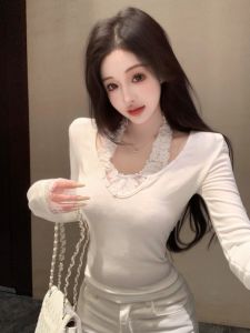 GUZILIAN | Slim Fit Long Sleeve Womens Base Shirt Neck Hanging Flocking Design Korean Style Commute Fashion Pure Desire Beautiful Top