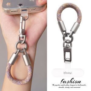 สร้อยนิ้วโทรศัพท์มือถือสั้นหรูหราพร้อมหัวเข็มขัดกุญแจรถยนต์ สร้อยคอโทรศัพท์มือถือแบบสั้นสำหรับผู้ชายและผู้หญิง สไตล์แฟชั่น
