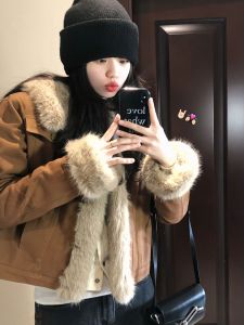 Sweet Cute Short Thickened Fox Fur Coat Womens Denim Plush Winter Outerwear Commute Style Korean Version Pocket Detail