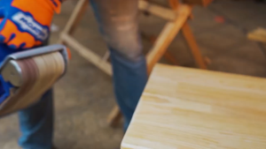 เครื่องขัดกระดาษทรายสายพาน WADFOW 1200W 4″ WBA1512001