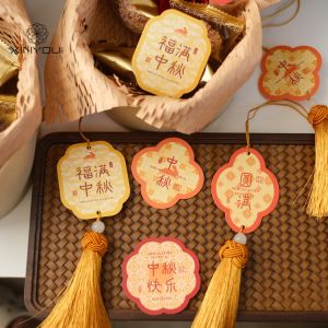 ตกแต่งวันตรุษจีน ตัวอักษรกระดุม รูปแบบเรียบร้อย กล่องของขวัญ ดอกไม้ ของขวัญวันหยุด ตัวอักษรกระดุมตกแต่งขนาดเล็ก ห้อย