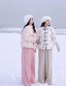 New Chinese Style Heavy Embroidery Cotton Jacket Womens Winter Fashion Young Peoples Cotton Padded Tang Suit Outerwear