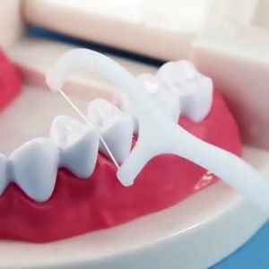 ไหมขัดฟัน​ 300ชิ้น ถุงใหญ่  วัสดุเกรดอาหาร ส่งไวมาก ไหมขัดฟันชนิดด้าม เส้นกลม และแบน​ ไม้จิ้มฟัน