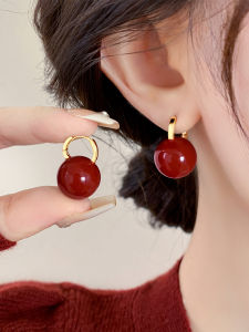 Pianist | Red Round Pearl Womens S925 Silver Anti-Allergy Earring