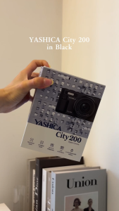 Yashica City 200 (DGC200) 13 Megapixel Point & Shoot Digital Camera CMOS Sensor 10x Optical / 4x Digital Zoom 4K Photo Video 2.8" LCD Display Max 256GB MicroSD Card Slot 1250mAh Replaceable Battery & YASHICA App Support | Black White | JG Superstore