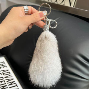 น่ารักขนสุนัขจิ้งจอกจริงหางรถพวงกุญแจจี้ตุ๊กตาของเล่นตุ๊กตาน่ารักหางกระเป๋าอุปกรณ์ตกแต่งจาก Qiu Ruixing