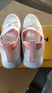 Sepatu Sneakers Casual Wanita Import -- SF17