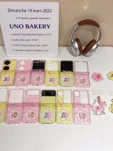 เคสโทรศัพท์มือถือแบบพับได้ลายดาวการ์ตูนสไตล์เกาหลี ปกป้องซัมซุง ZFlip7 Flip6/Flip5 W23/W24 Flip Cover ดีไซน์น่ารักสำหรับเด็กผู้หญิง